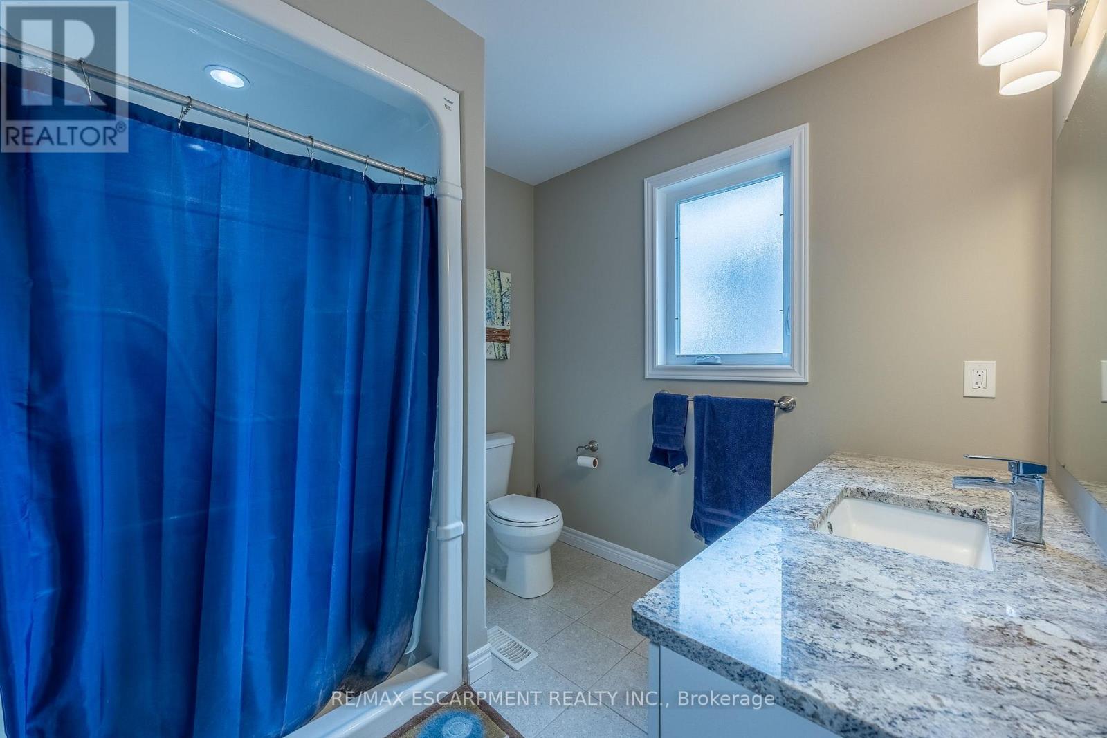 7 STONEBRIDGE PLACE - 20