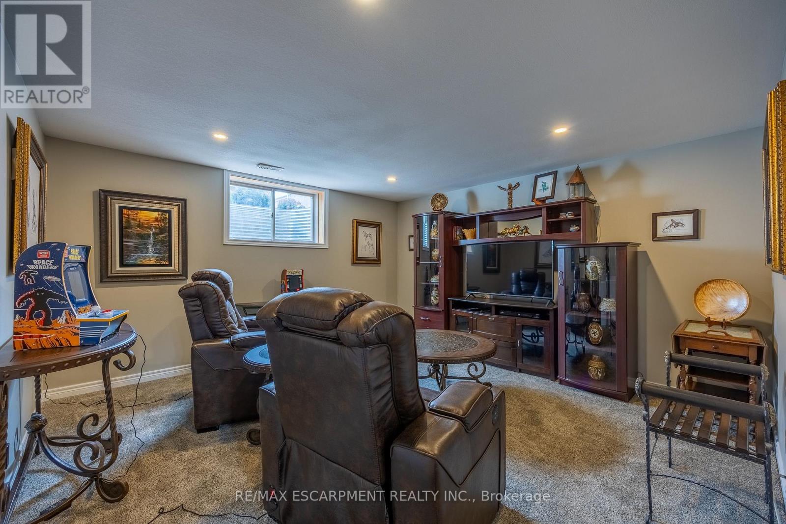 7 STONEBRIDGE PLACE - 25