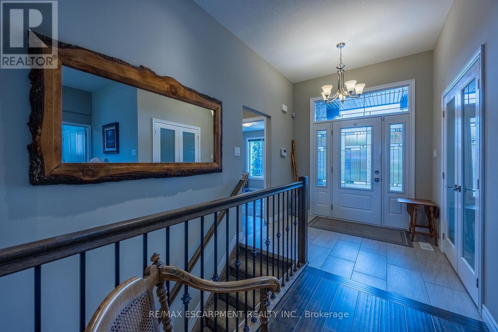 7 STONEBRIDGE PLACE - 3
