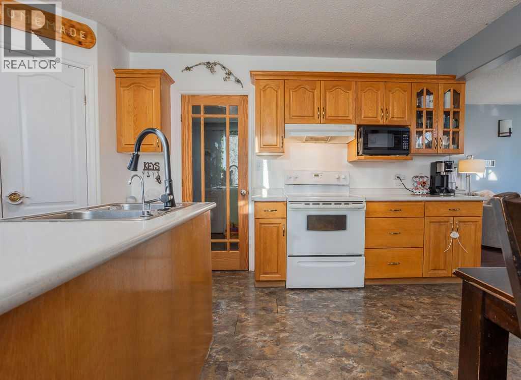 502 5 Avenue - Image 7