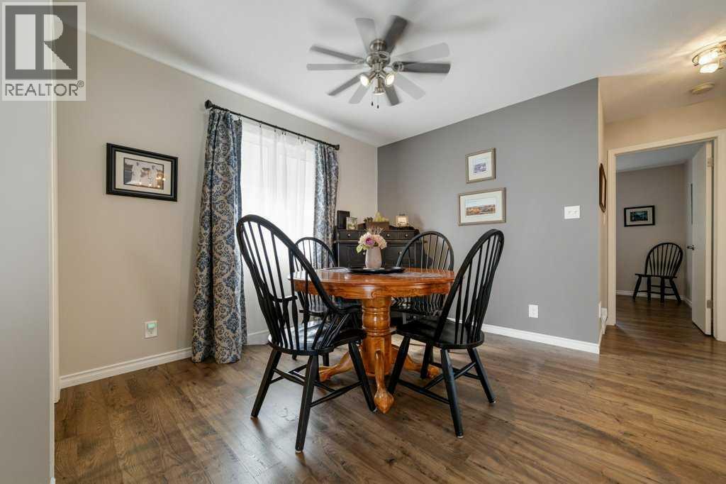 94 Assiniboia Way W - 12