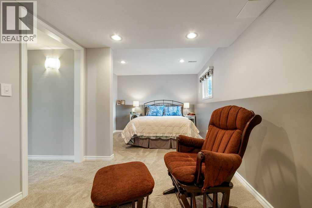 94 Assiniboia Way W - 29