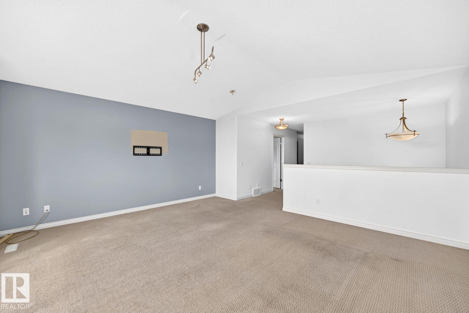 217 SILVERSTONE CR - Image 18