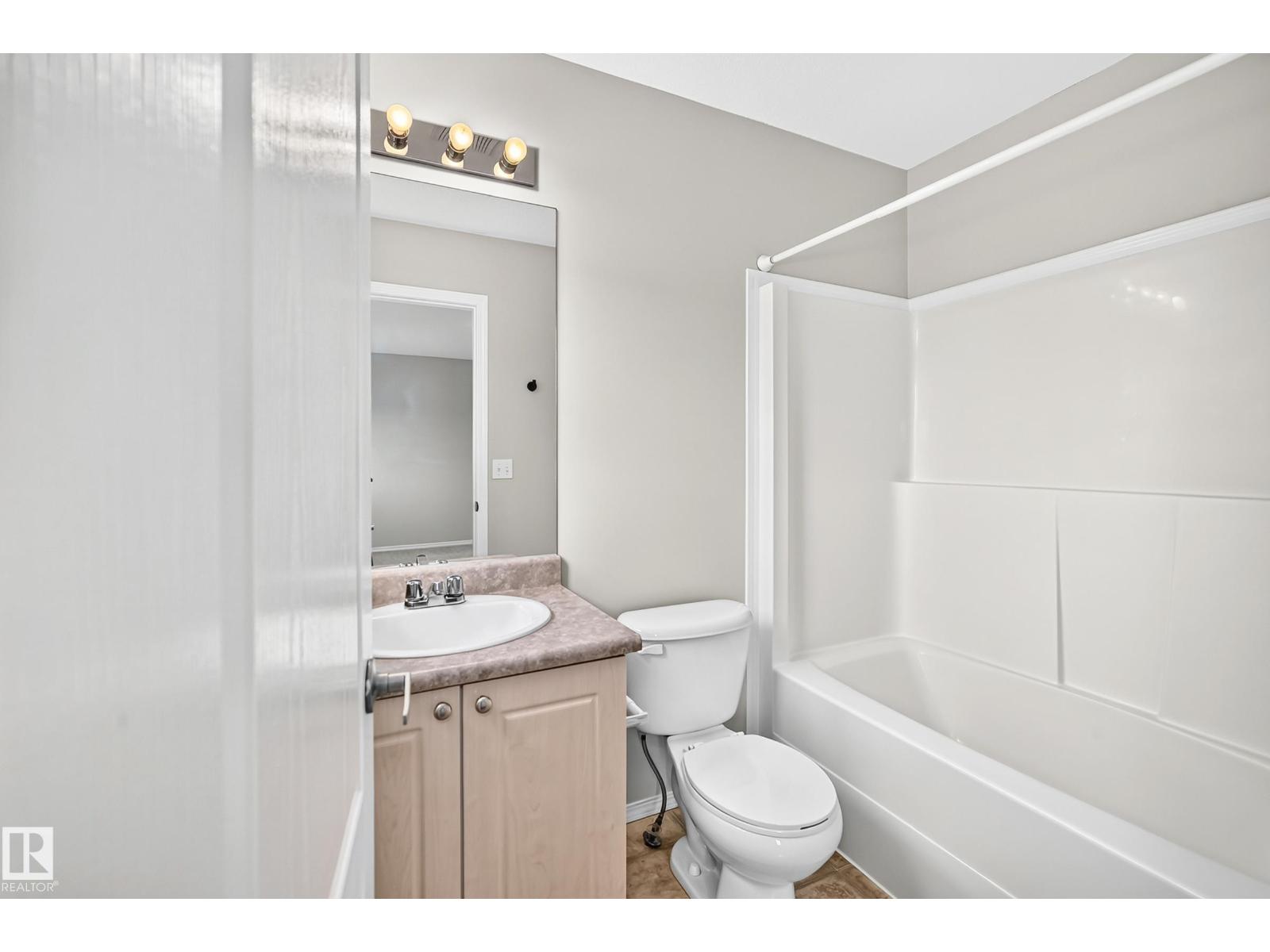 11432 169 AV NW - Image 32