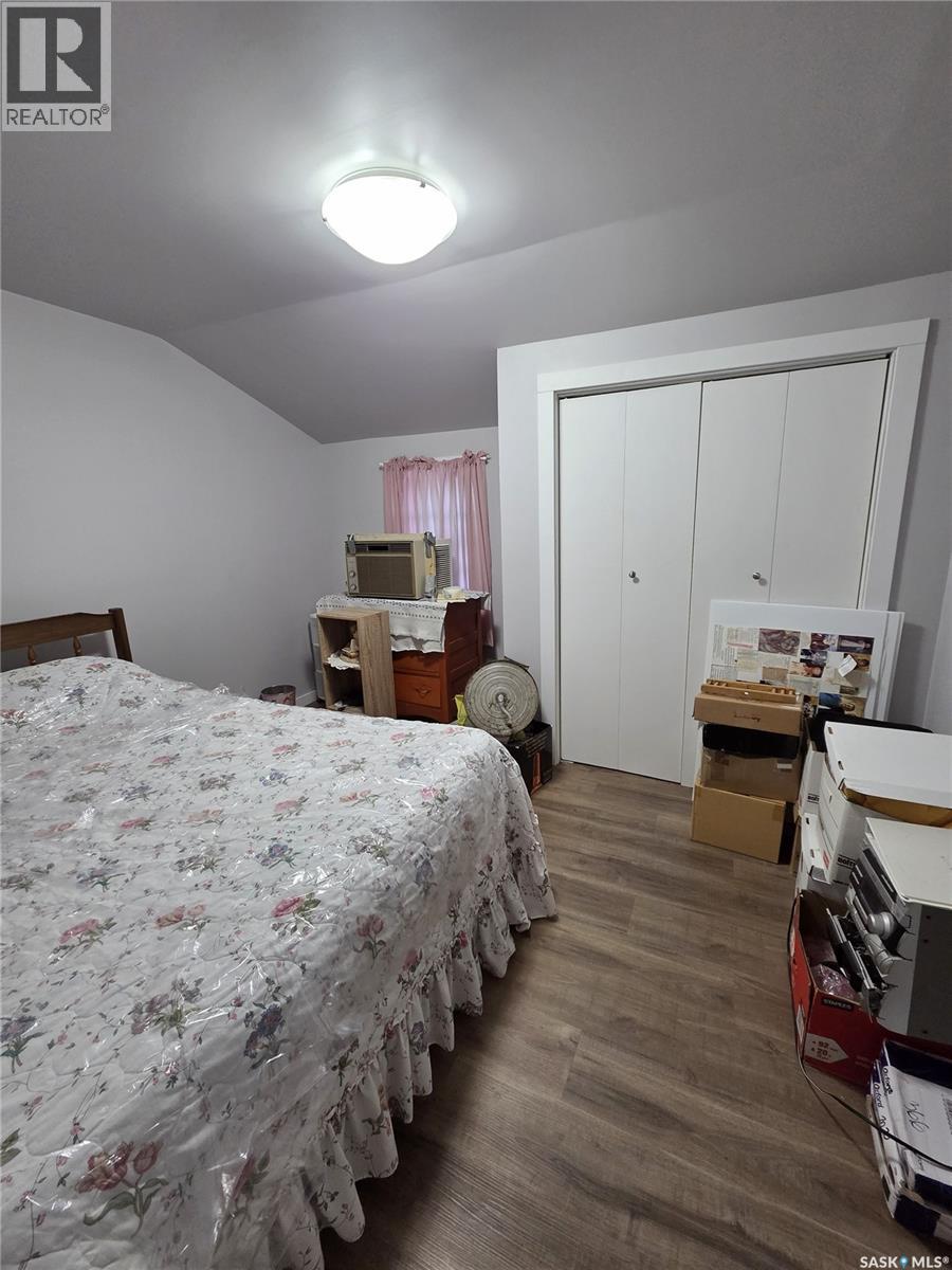 258 Second STREET NE - 19