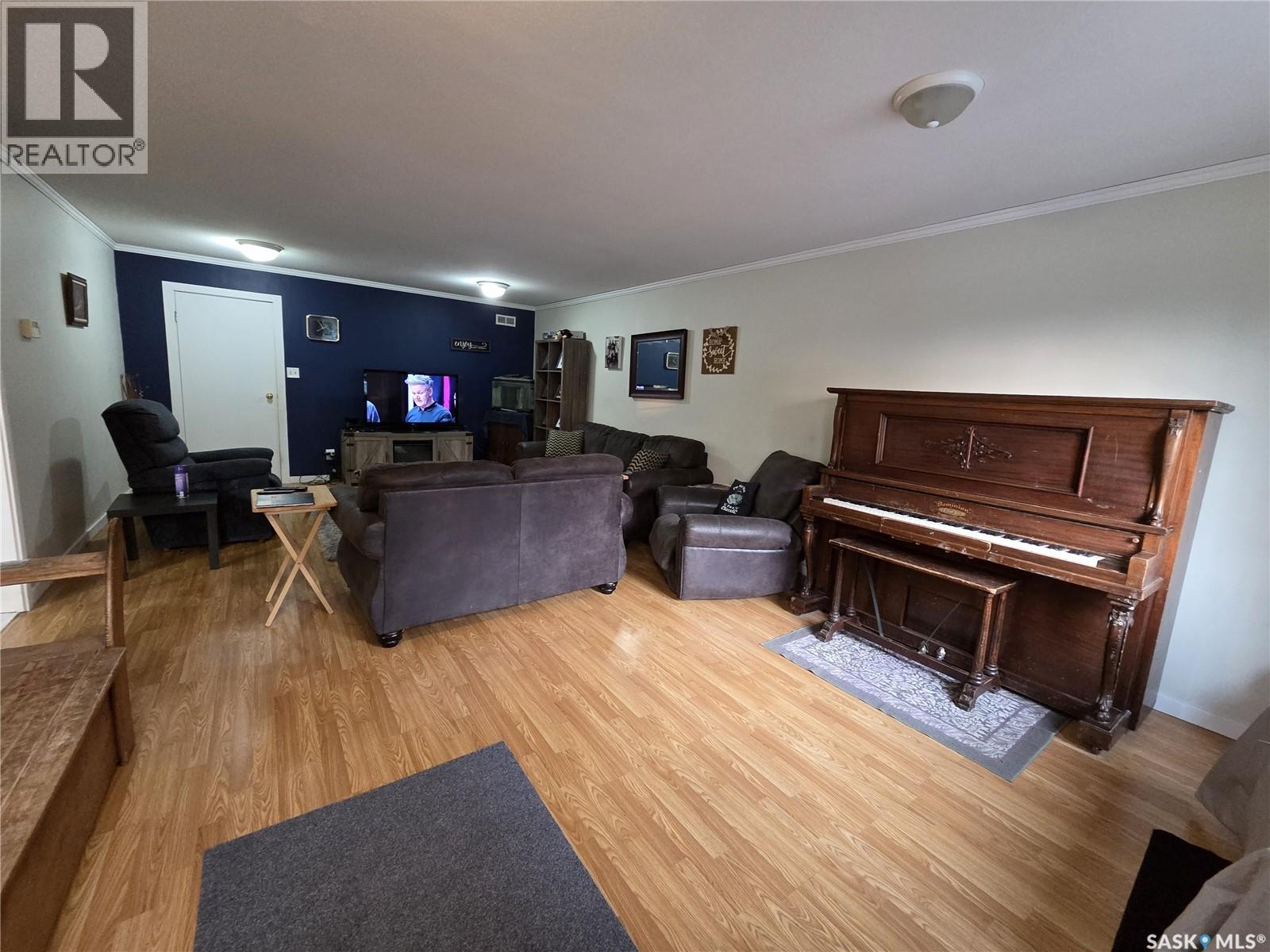 258 Second STREET NE - 3