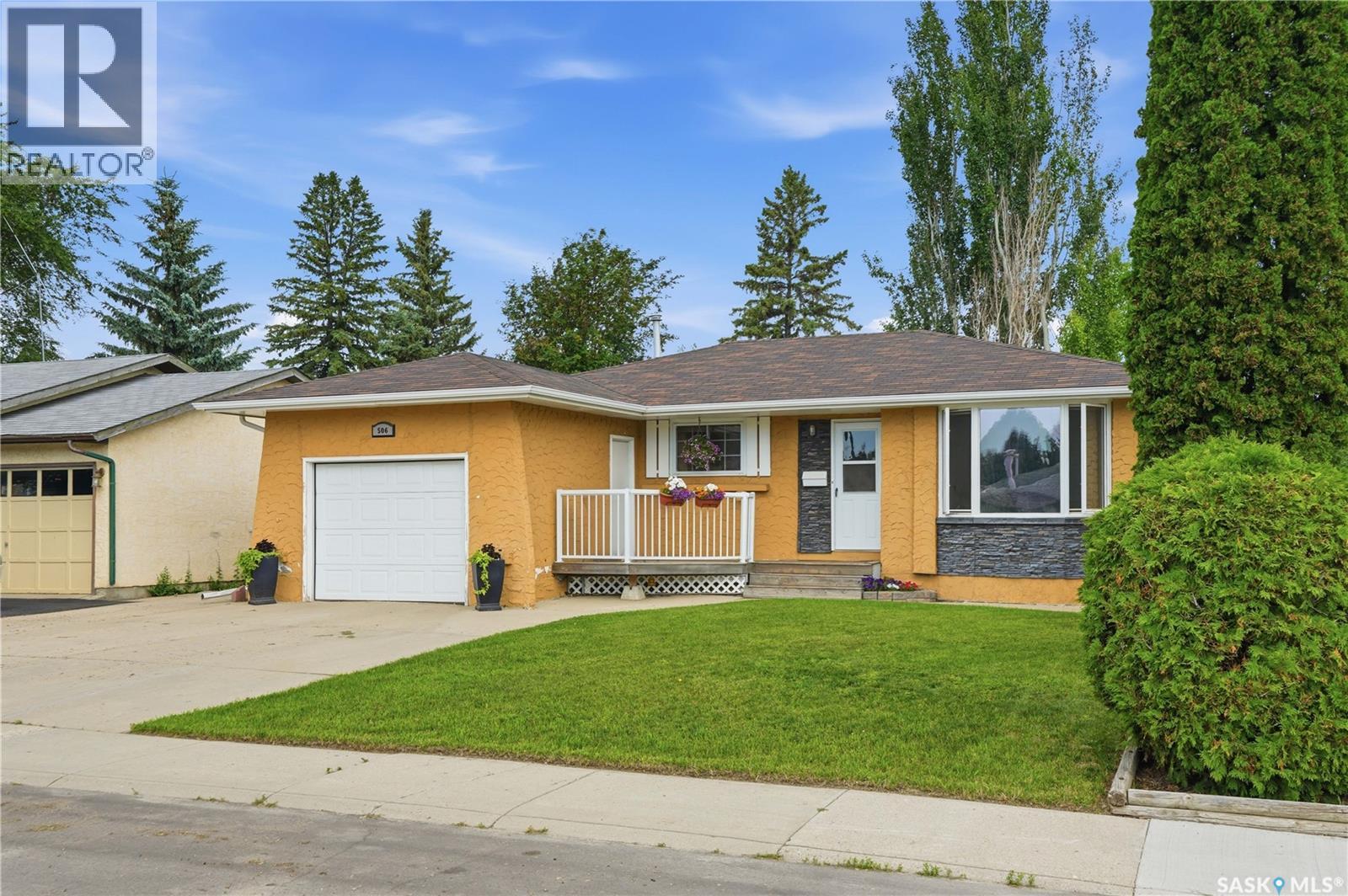 506 Fisher CRESCENT, Saskatoon — photo 2