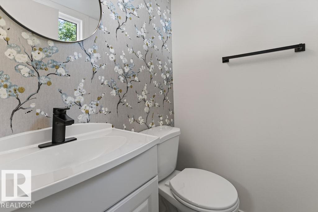 428 HERMITAGE RD NW - Image 15