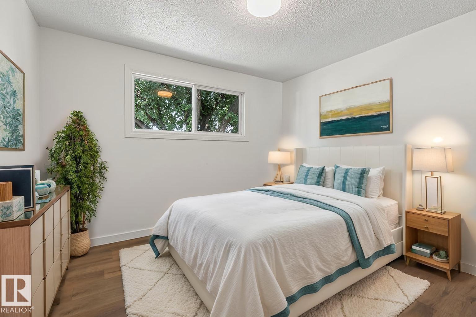 428 HERMITAGE RD NW - 17