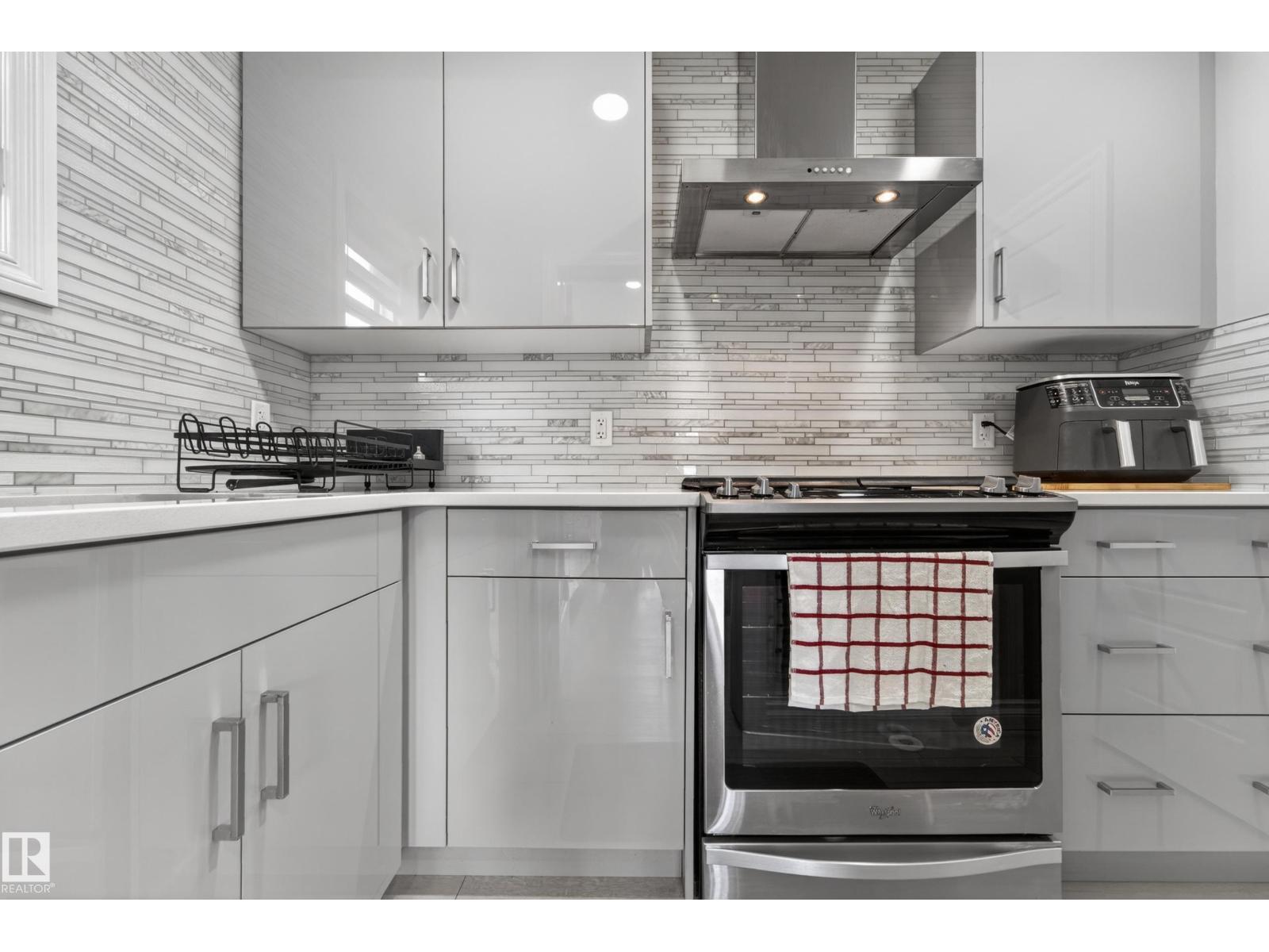 1231 26 ST NW - Image 25