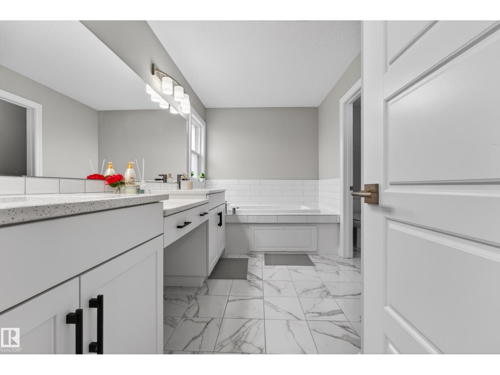 1231 26 ST NW - Image 44