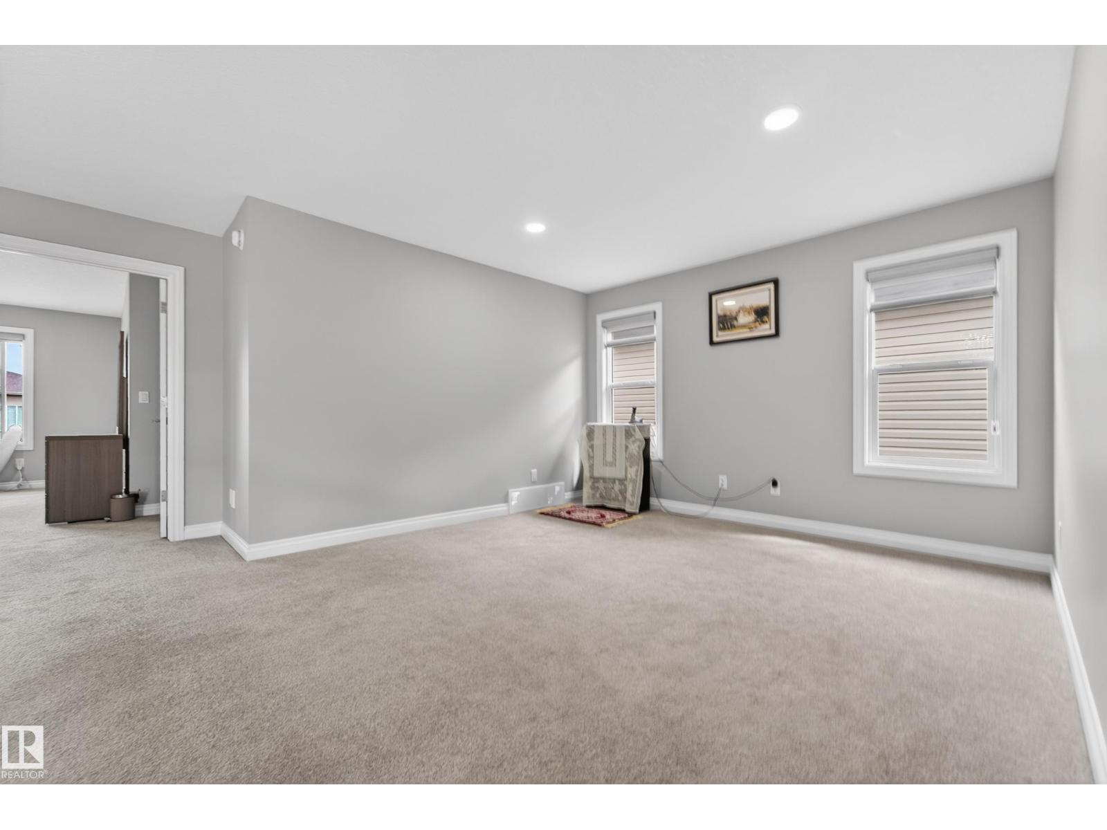 1231 26 ST NW - 33
