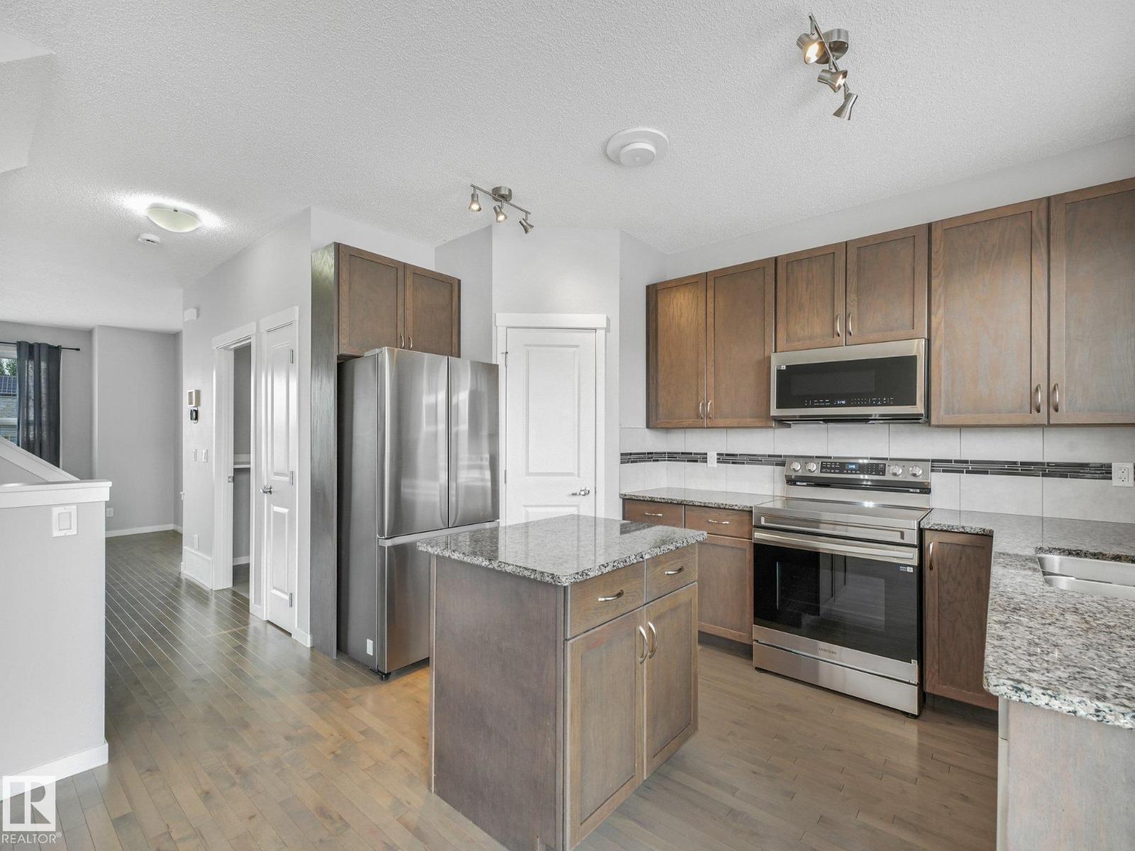 17629 60A ST NW - 21