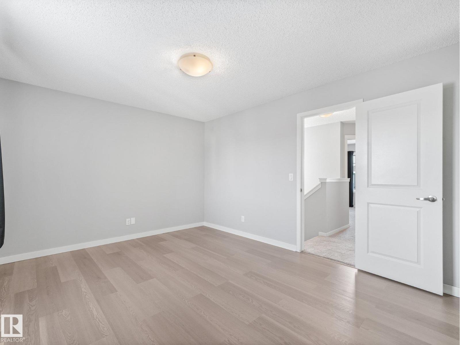 17629 60A ST NW - 38