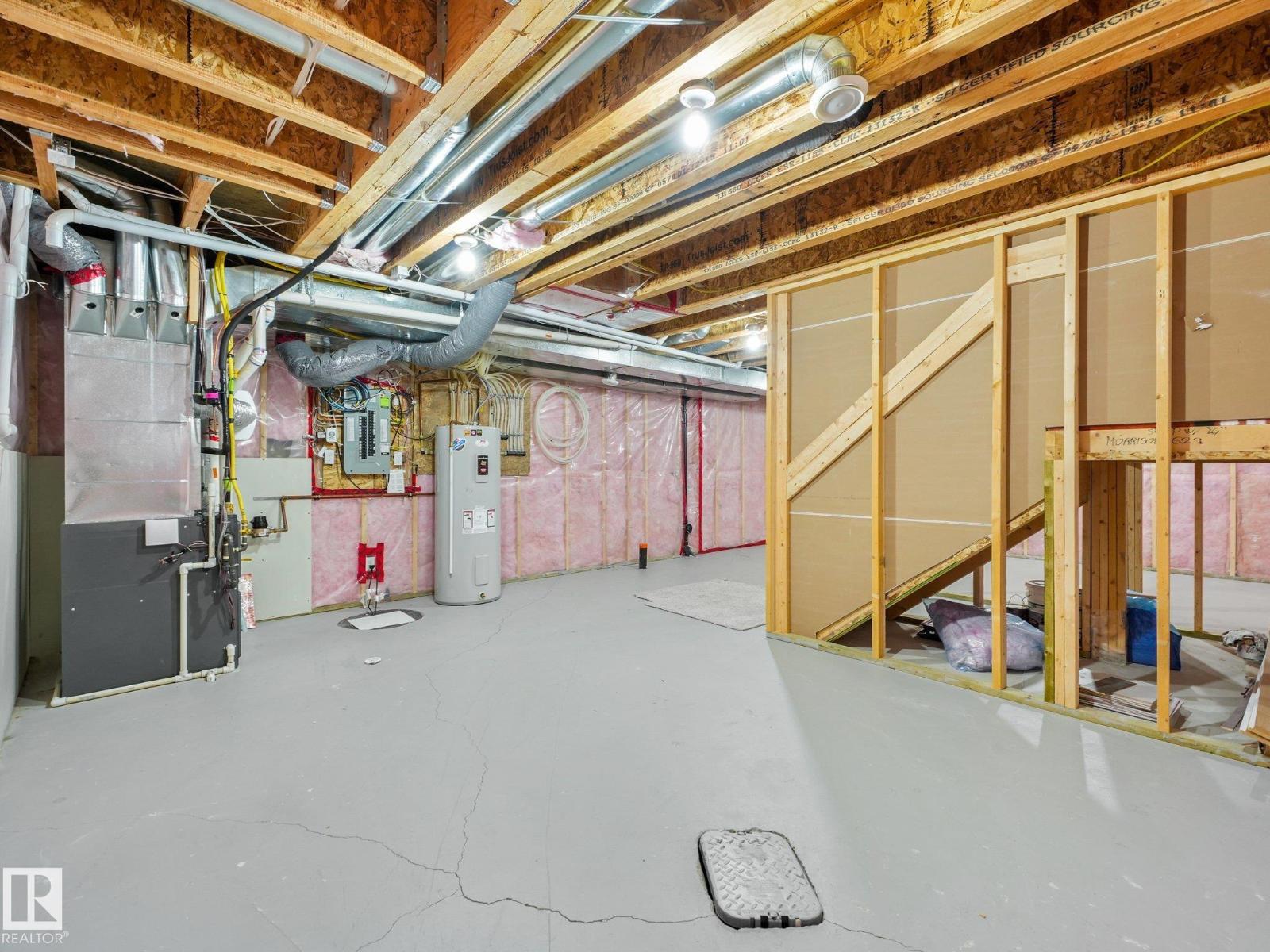 17629 60A ST NW - 47