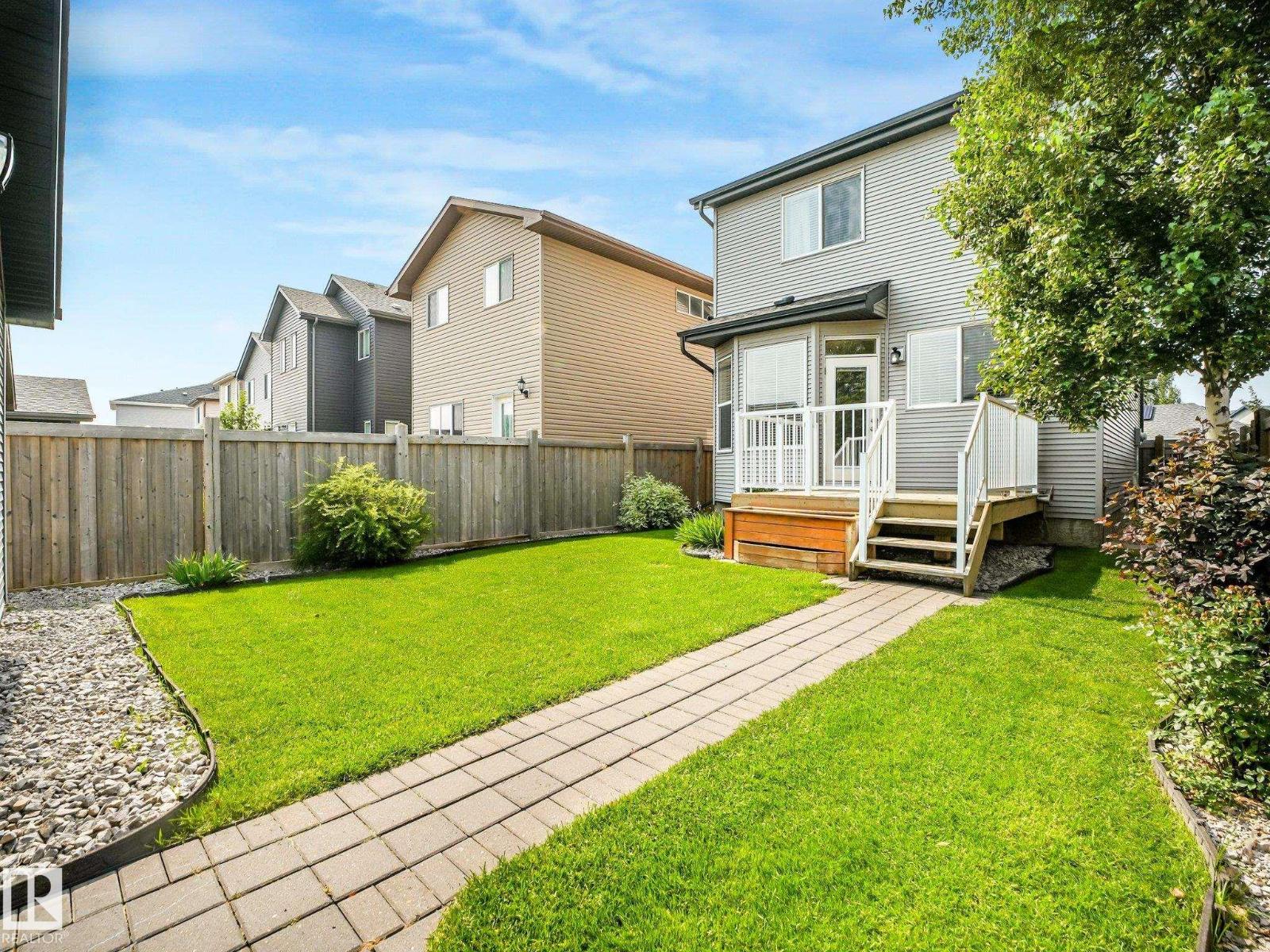 17629 60A ST NW - 55