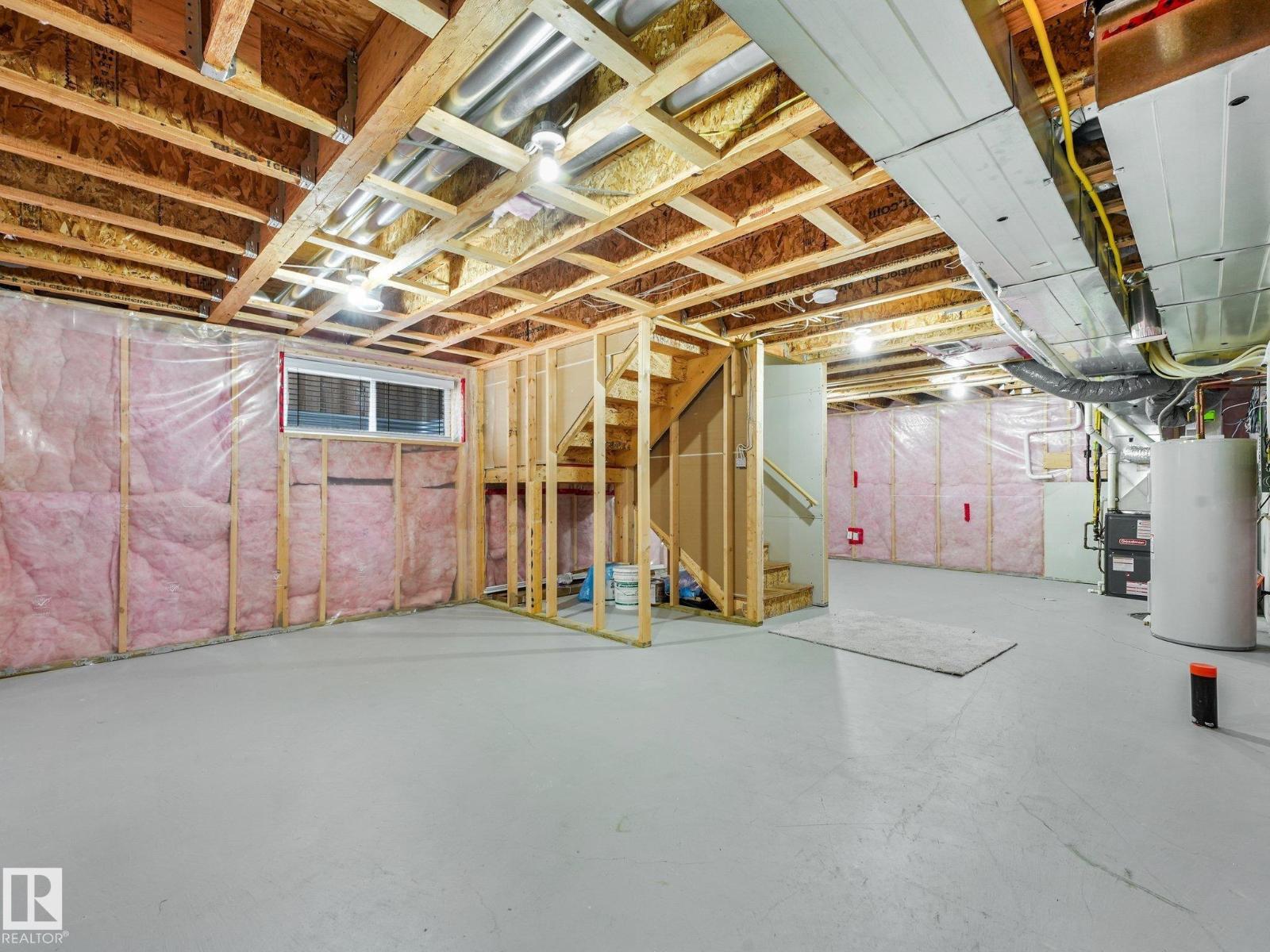 17629 60A ST NW - 44