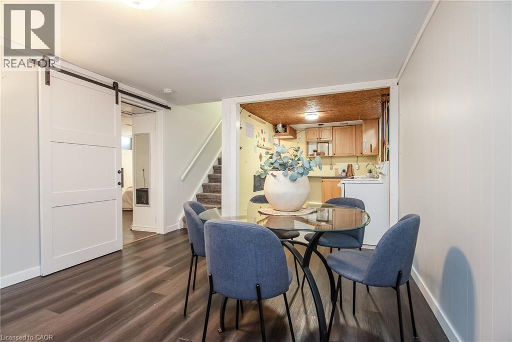 6 STRATHCONA Crescent - Image 27