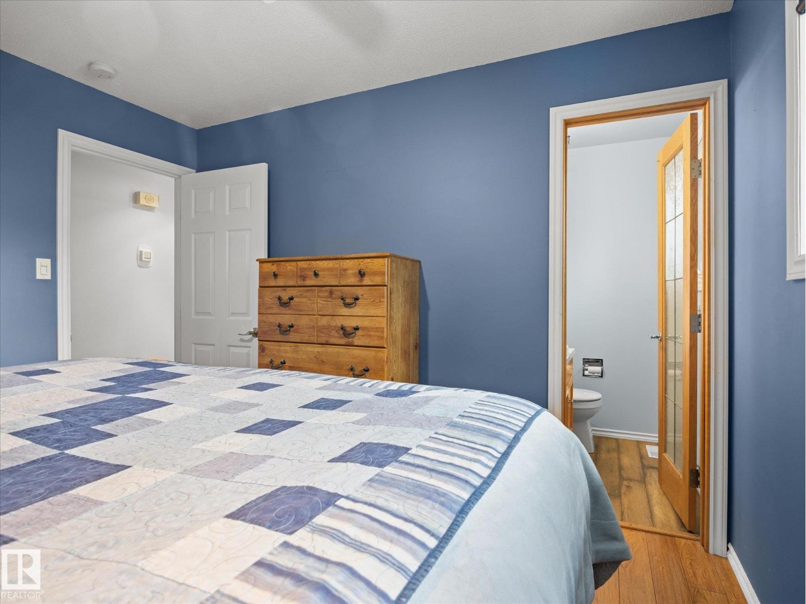7 CAMELOT AV - Image 13