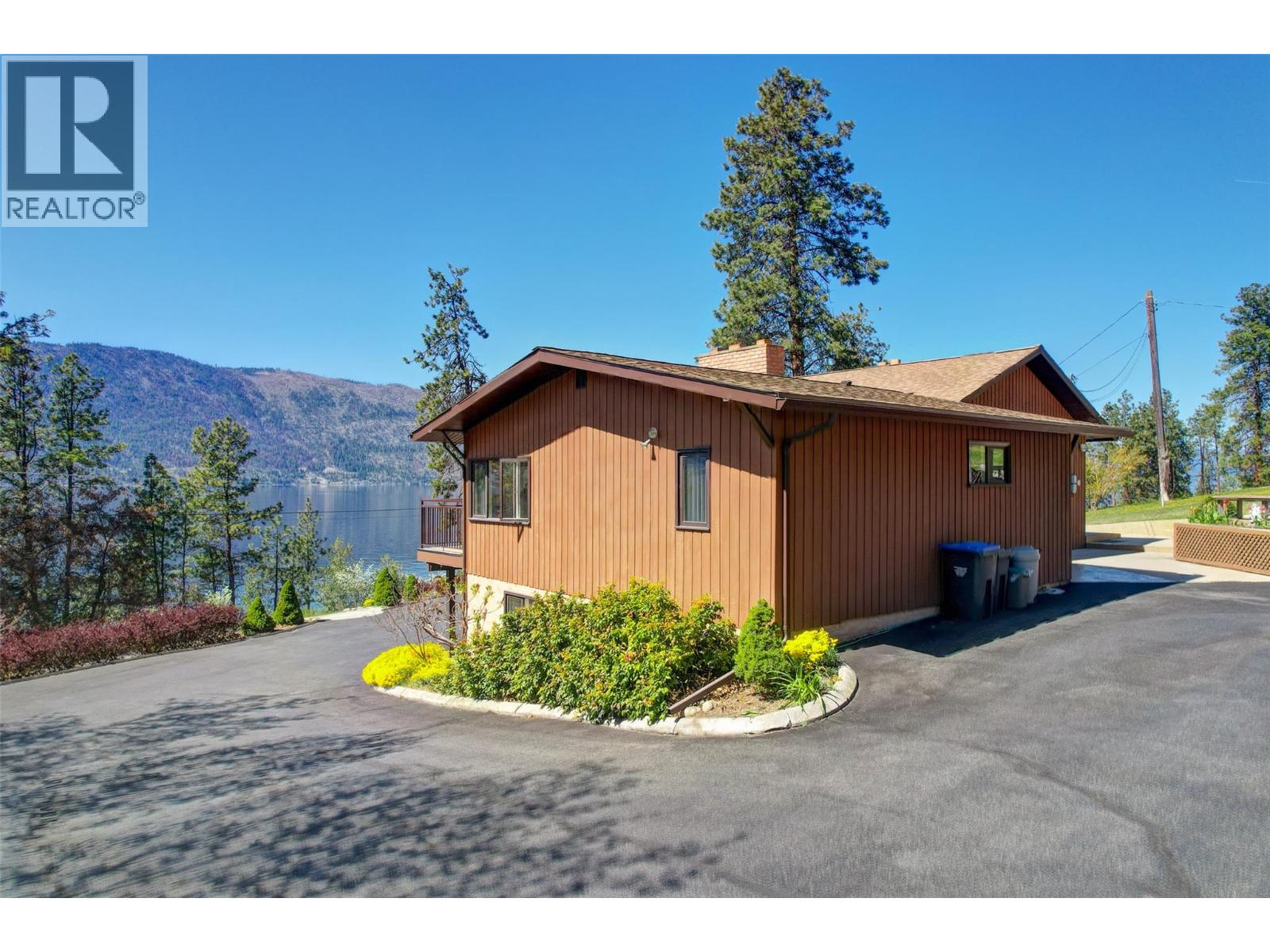 9983 Okanagan Centre Road W, Lake Country