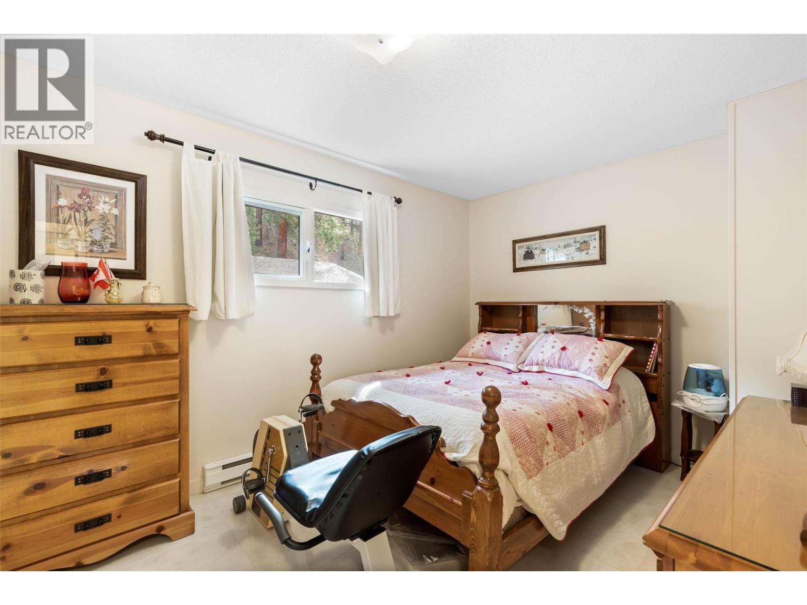 9983 Okanagan Centre Road W, Lake Country