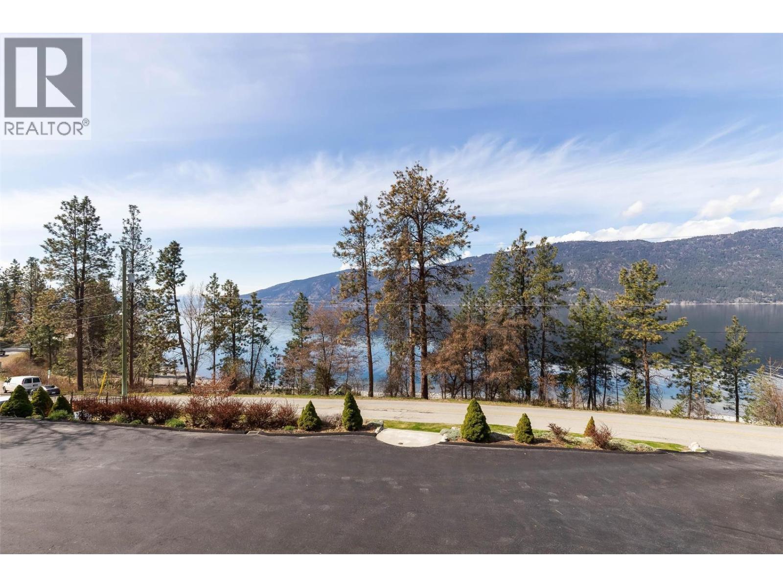 9983 Okanagan Centre Road W, Lake Country