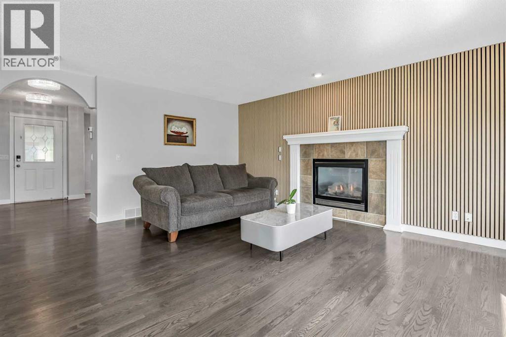 123 Cranwell Close SE - Image 14