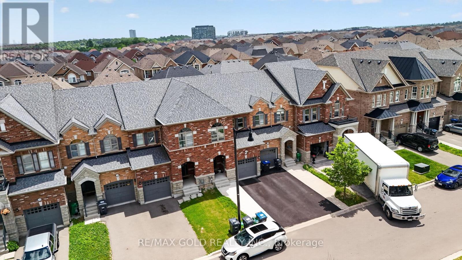 29 RANGEMORE ROAD E - 44