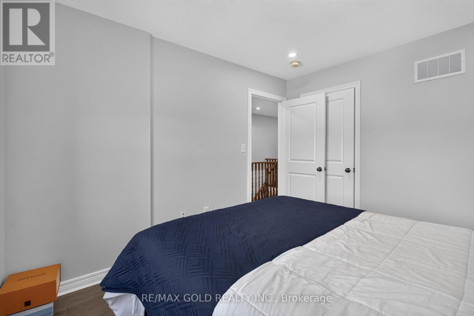 29 RANGEMORE ROAD E - 29