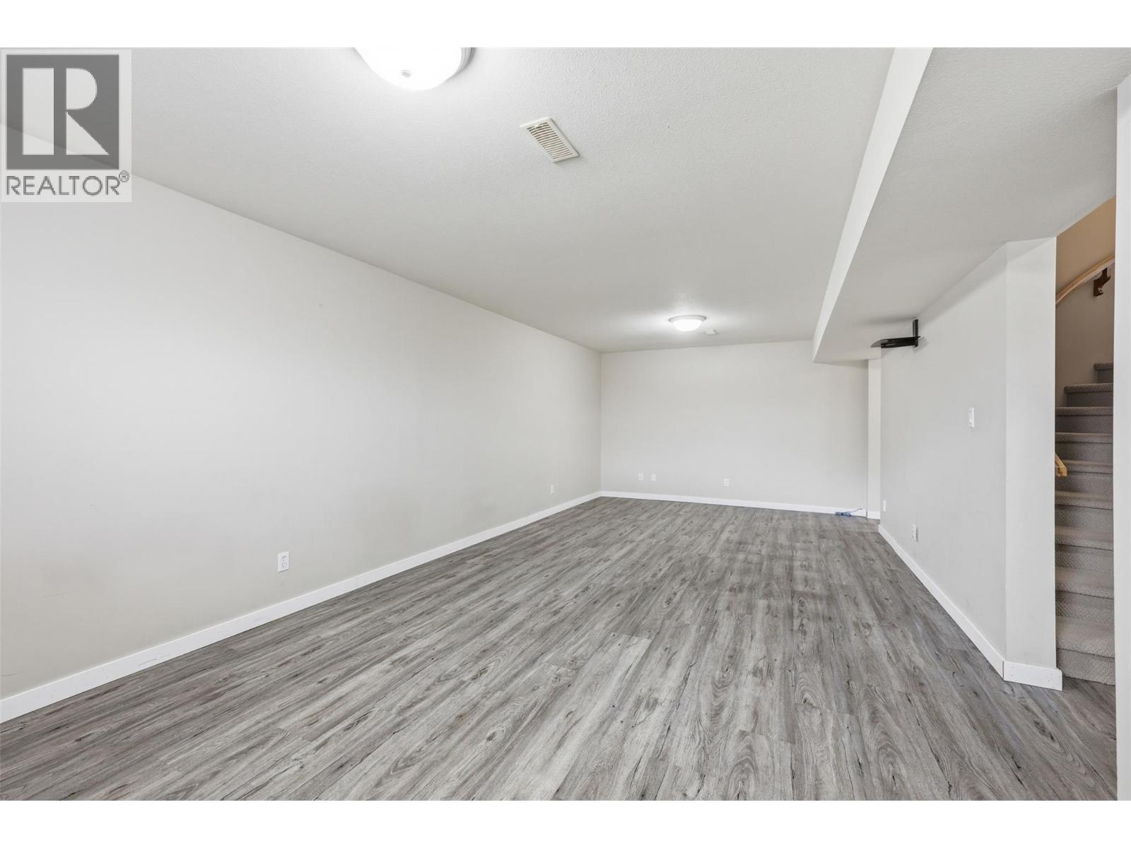 2076 MUIRFIELD Road - 42