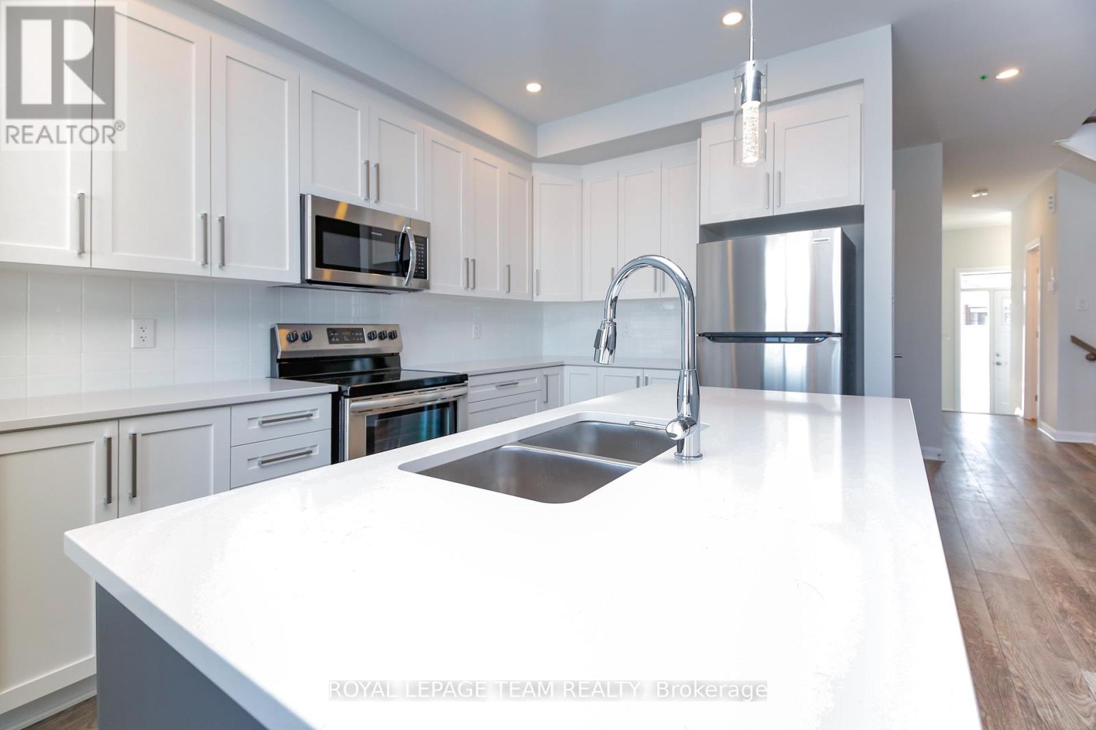 4 Bed, 3 Bath House for Rent in Ottawa – 645 HAMSA STREET, Ottawa – MLS# X13641954 - Image 26