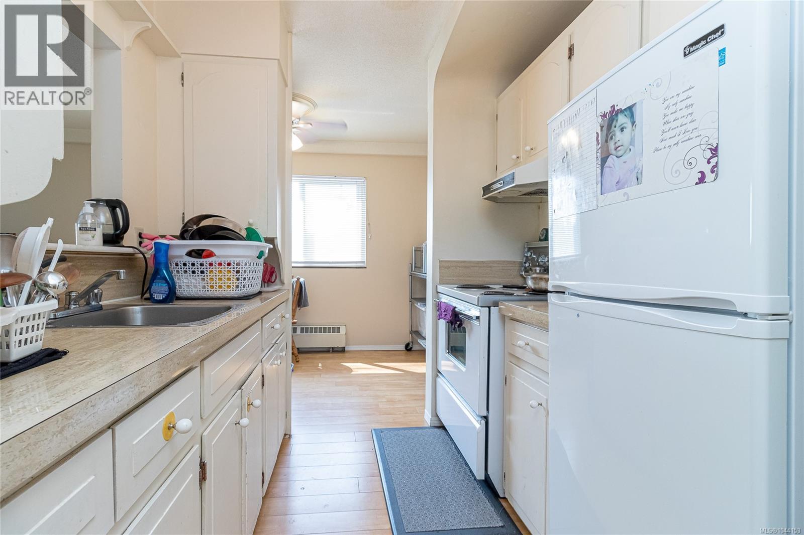 #212 2040 White Birch Rd - 8