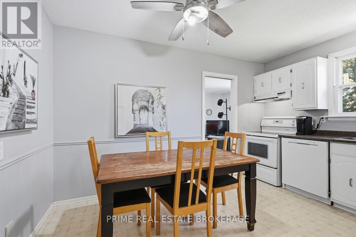 686 BARCLAY ROAD - Image 13