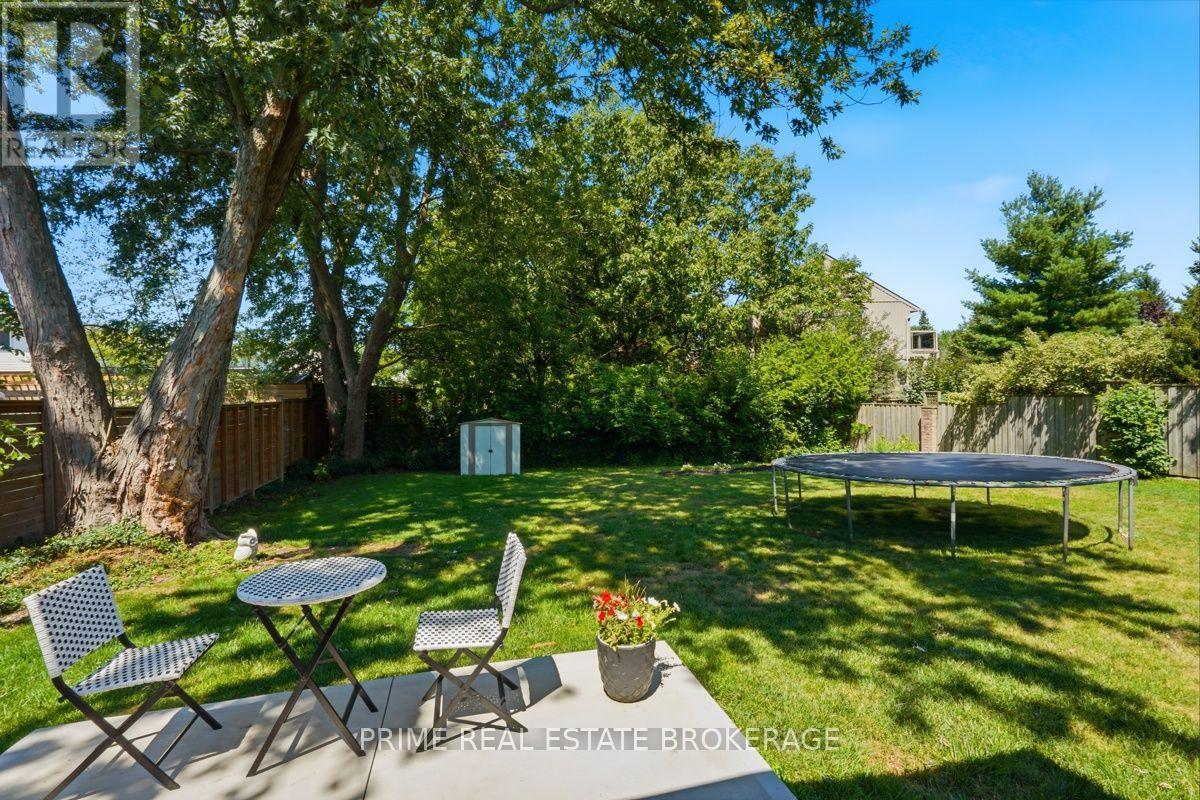 686 BARCLAY ROAD - 38