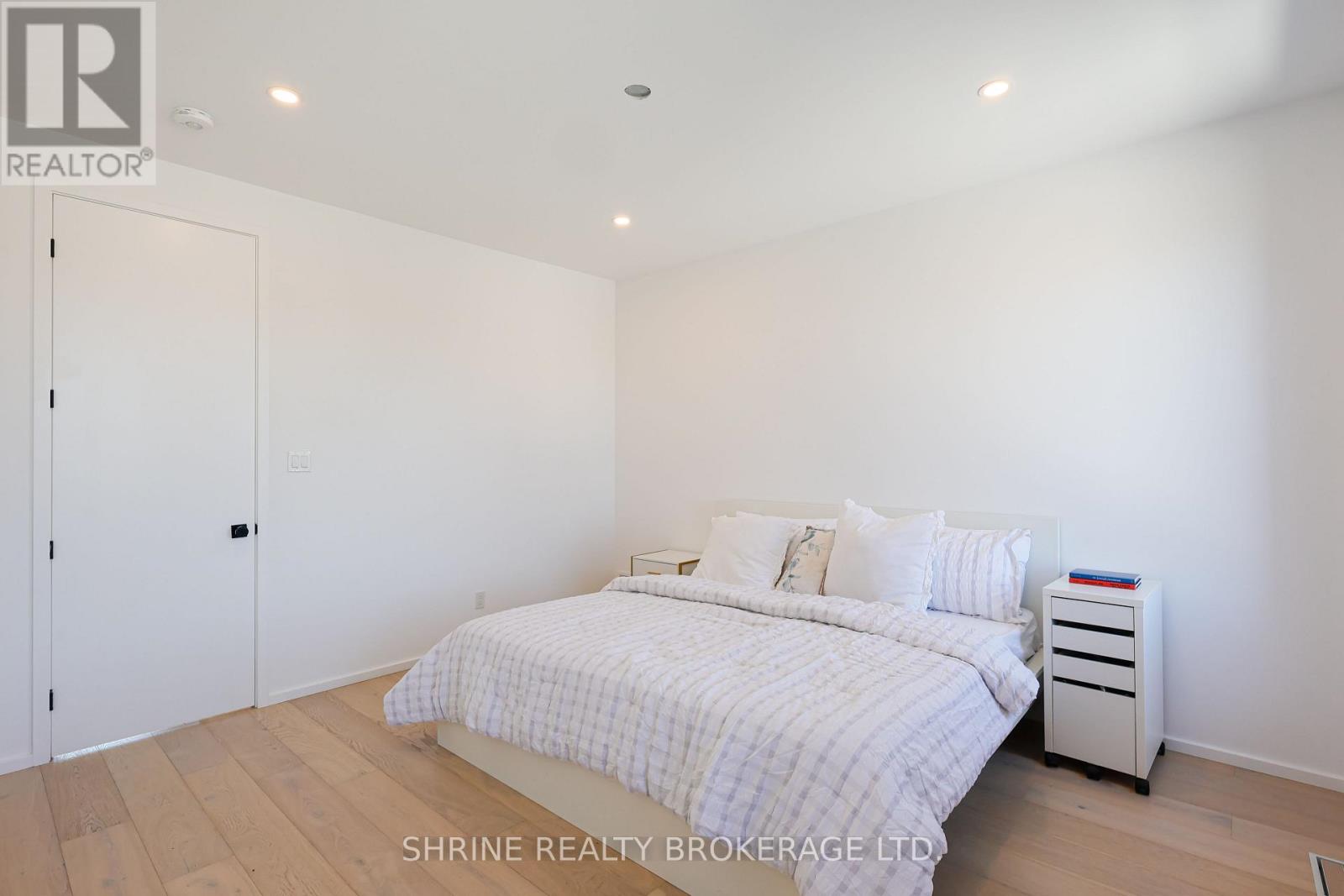 228 EDGEWATER BOULEVARD - 38