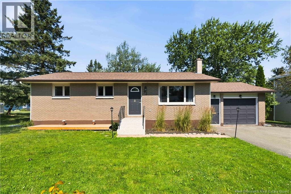 73 Laurelle Avenue, Moncton — photo 2