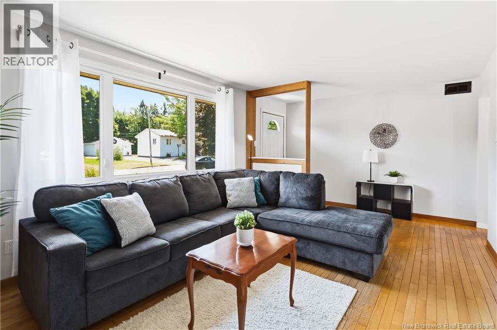 73 Laurelle Avenue - 6