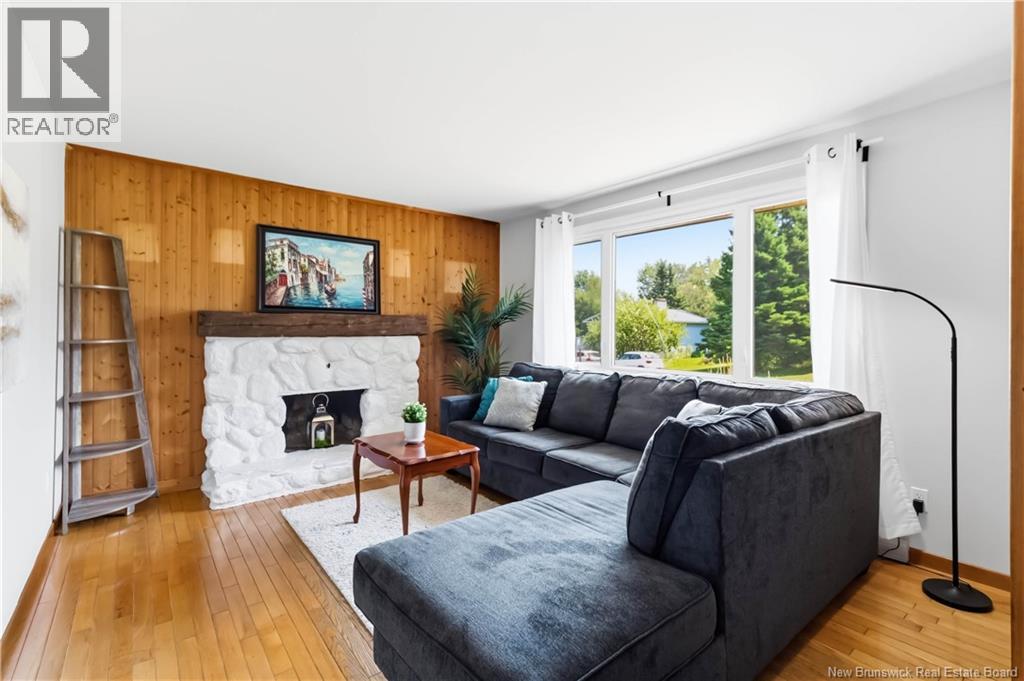 73 Laurelle Avenue - 4