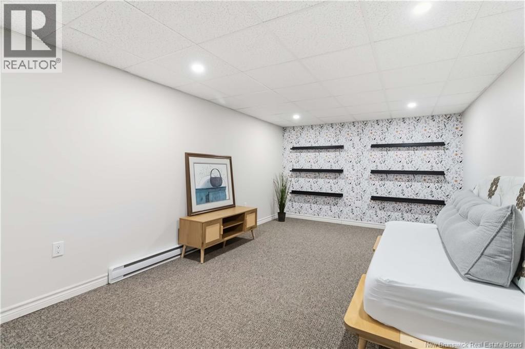 73 Laurelle Avenue - 36