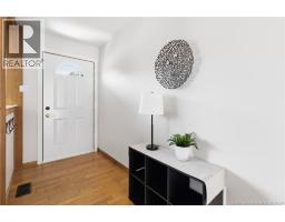 73 Laurelle Avenue, photo 3