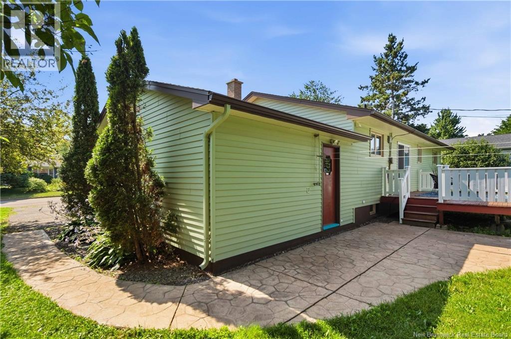 73 Laurelle Avenue - 42