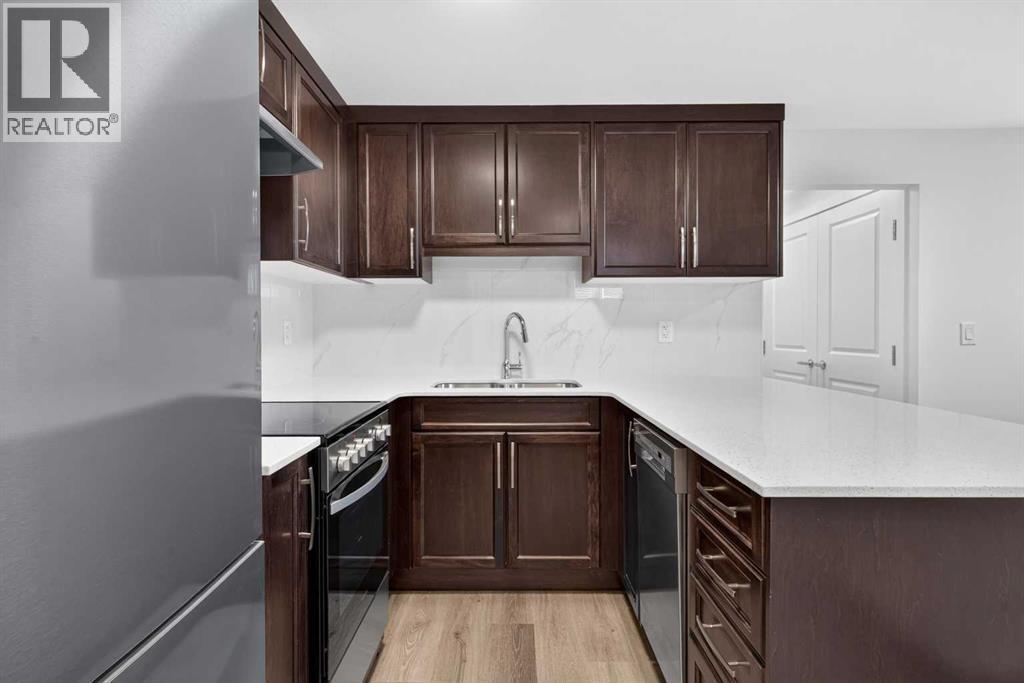 110 Yorkstone Villas SW - 33