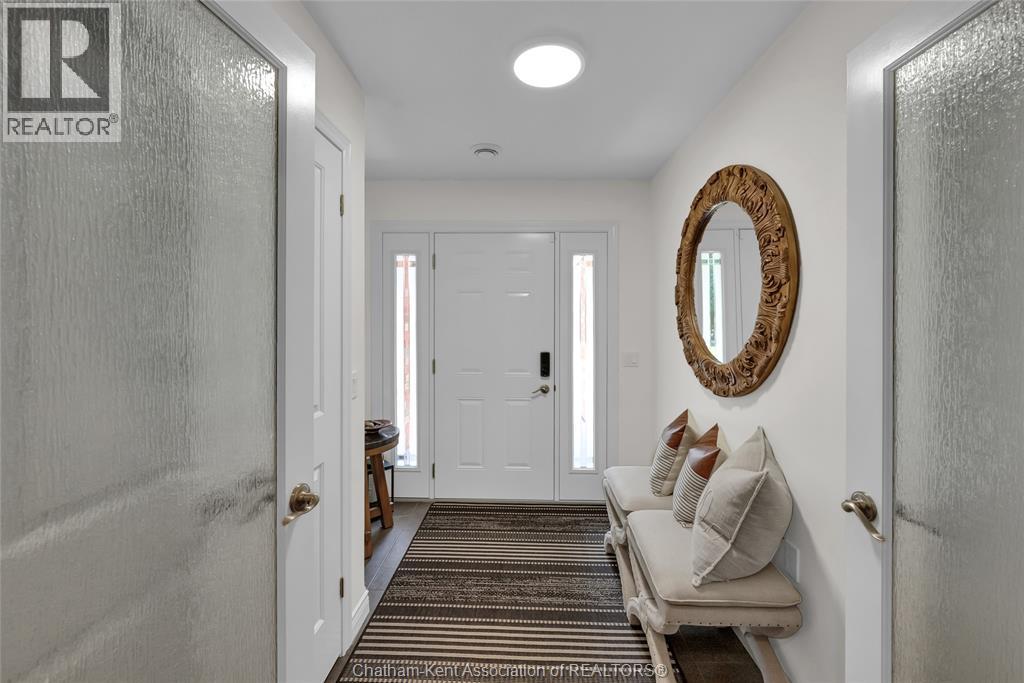 9053 Indian Creek LINE East - Image 12