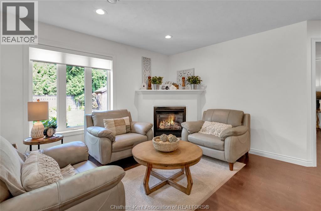 9053 Indian Creek LINE East - Image 17
