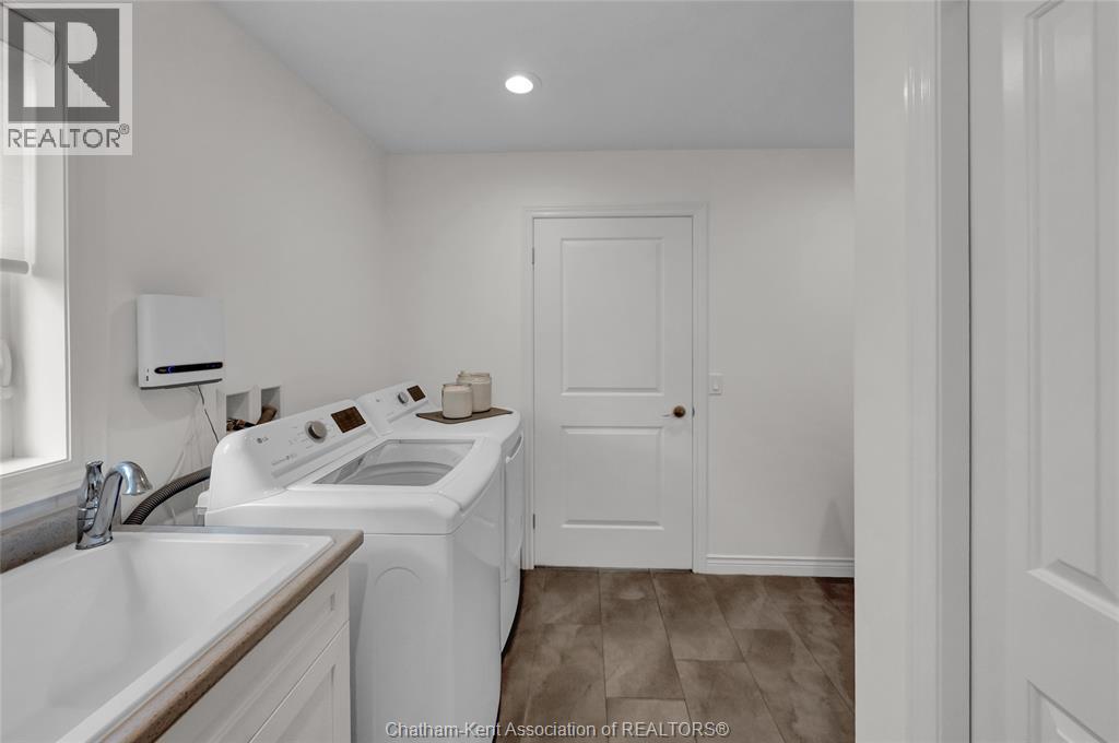 9053 Indian Creek LINE East - 43