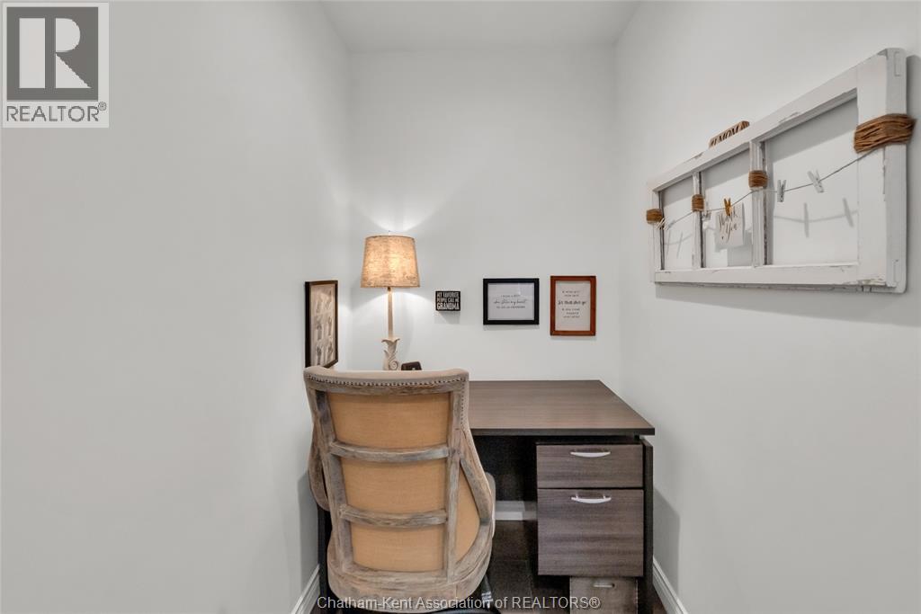 9053 Indian Creek LINE East - 44