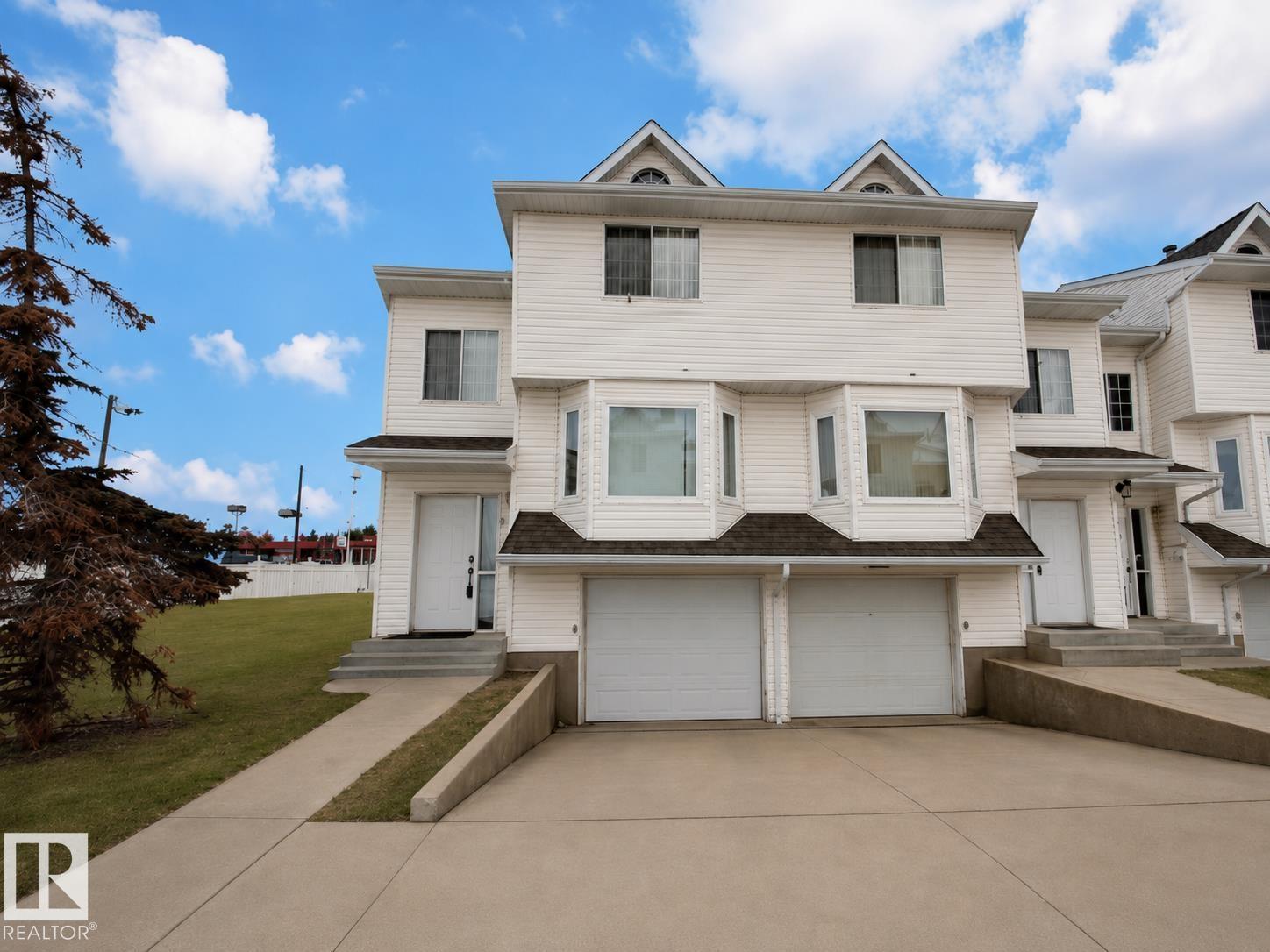 9457 156 ST NW