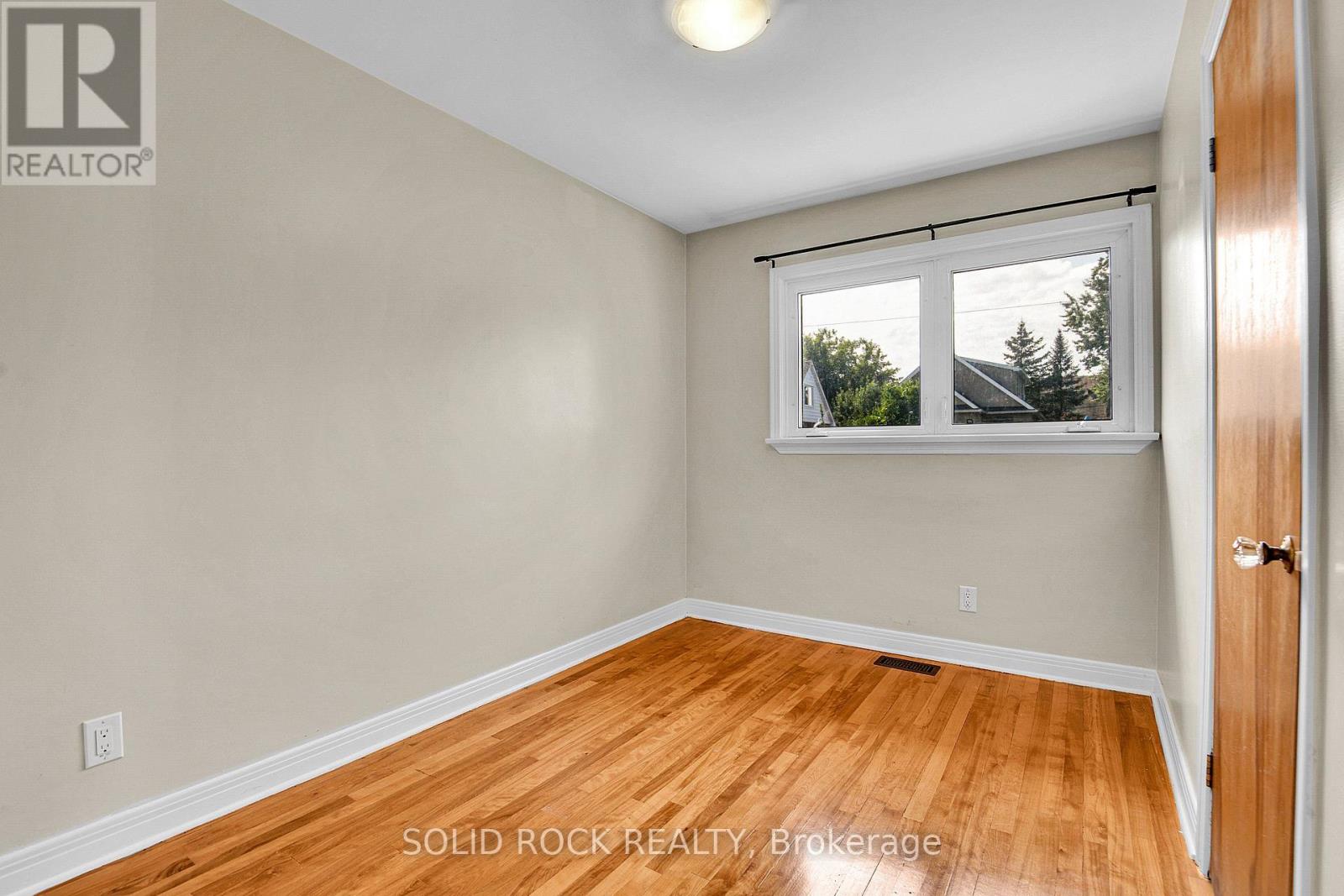 1227 PORTLAND AVENUE - 13