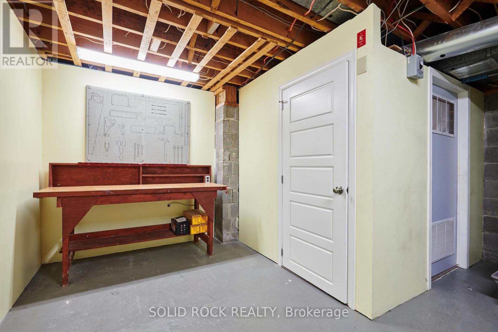 1227 PORTLAND AVENUE - 23