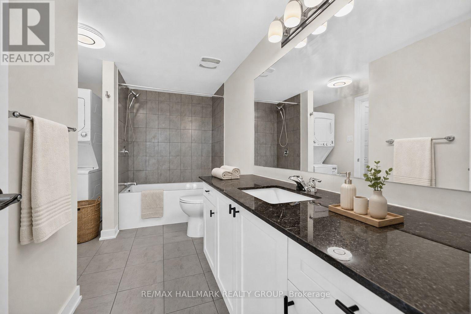 2 Bed, 2 Bath House for Sale in Ottawa – 575 TAKAMOSE PRIVATE, Ottawa – MLS# X13650160 - Image 33